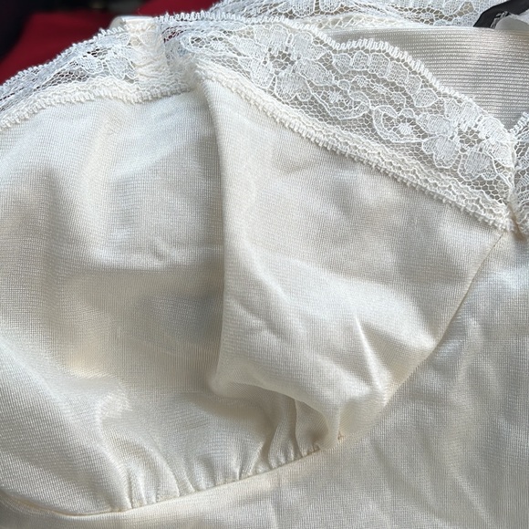 Go figure intimates - Picture 3 of 4